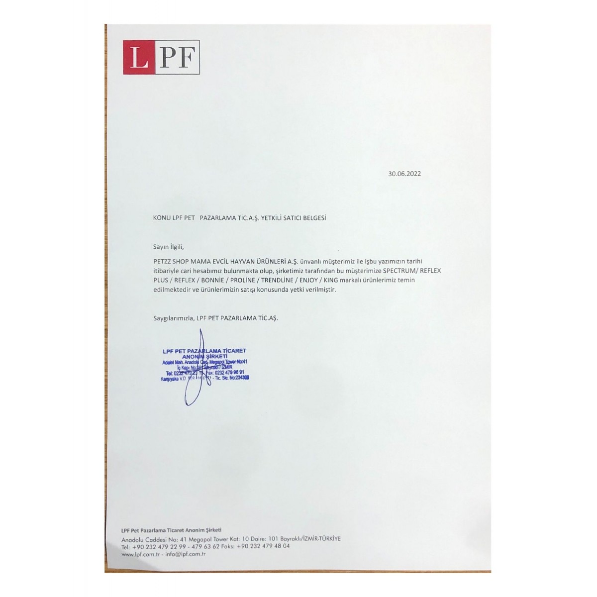 Reflex Plus Jöle İçinde Somonlu ve Ton Balıklı Pouch Yetişkin Konserve Kedi Maması 85 Gr